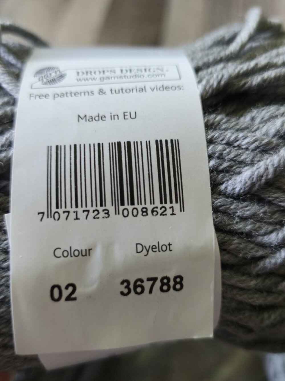 Drops Big 100% Merino Wool Yarn Lot 6 Skeins Grey Mix Superwash Fine Quality - Picture 5 of 7